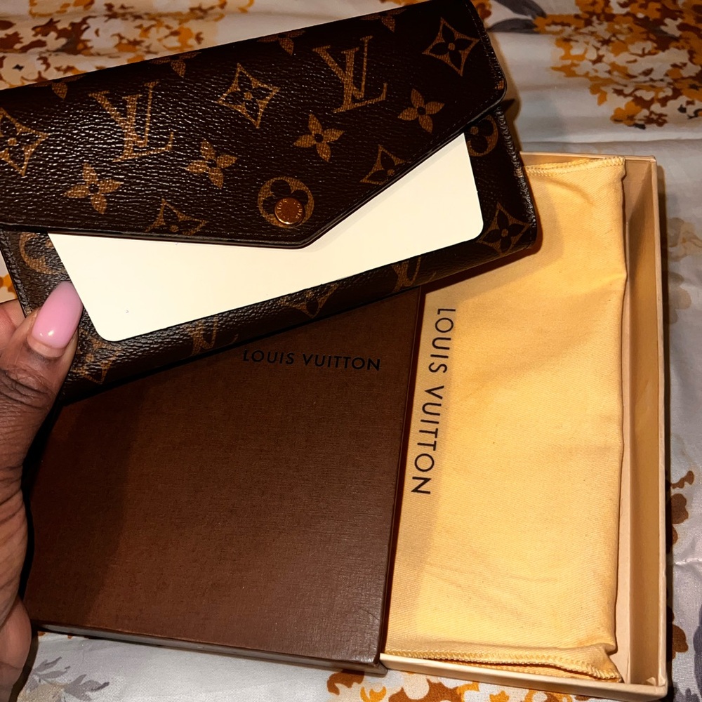 Authentic Louis Vuitton Sarah Wallet with Red Interior